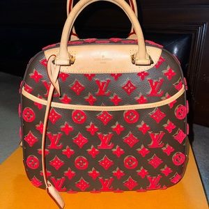Louis Vuitton Deauville Cube Bag Monogram Tuffetage Canvas